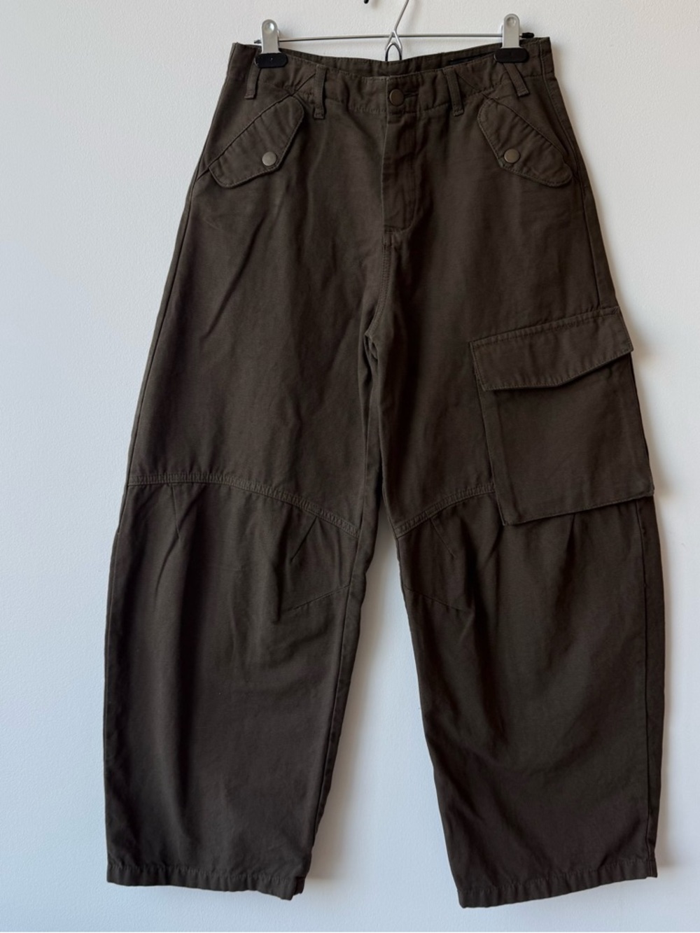 Zara Wide Leg Cargo Pants in Dark Brown - Picture 1 of 5